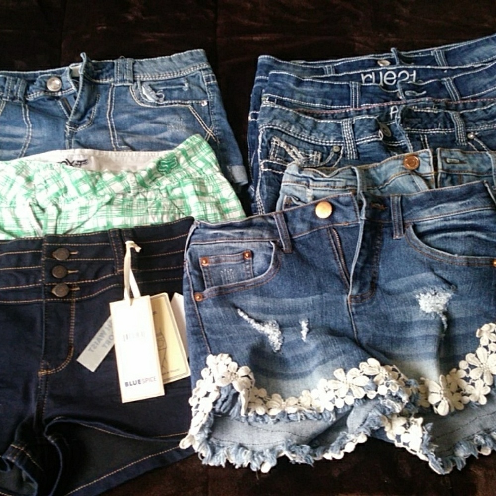 Cute short Lot...perfect for summer 🌸